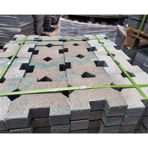 透水磚的優(yōu)良透水性能如何實現(xiàn)？能否有效解決城市排水問題？